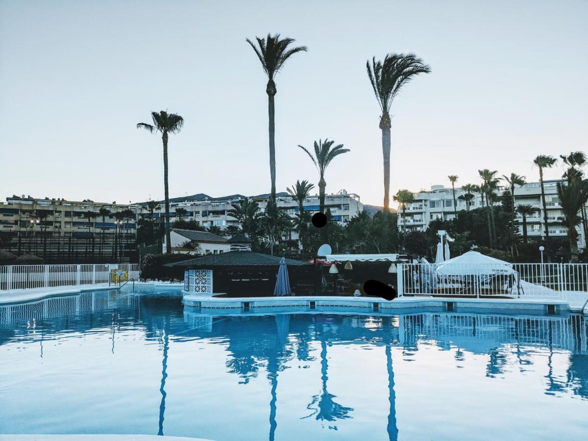 Golf Coast Los Alamos, Primera Linea De Playa Torremolinos Dış mekan fotoğraf