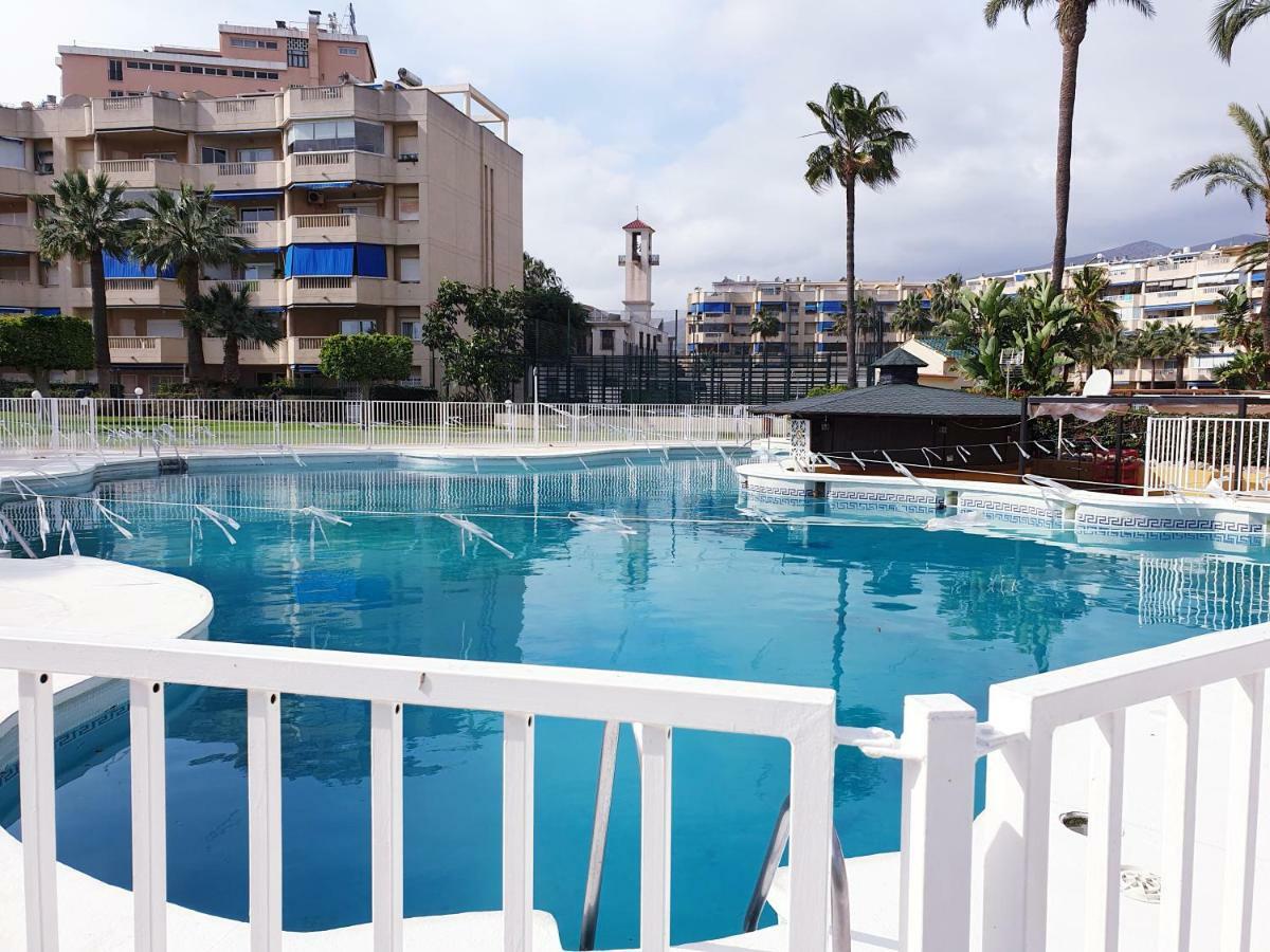Golf Coast Los Alamos, Primera Linea De Playa Torremolinos Dış mekan fotoğraf